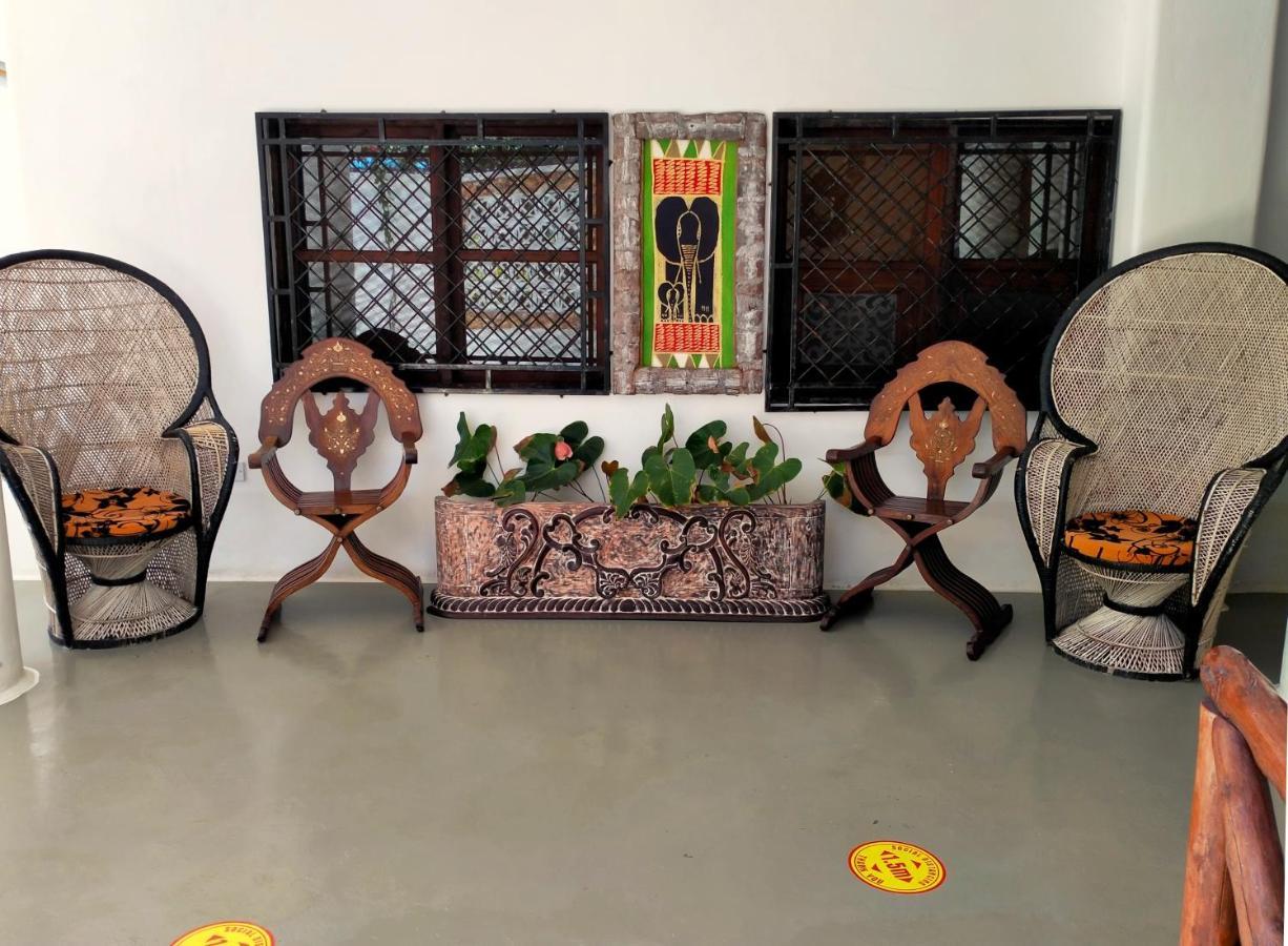 Watamu Solana Apartments Luaran gambar