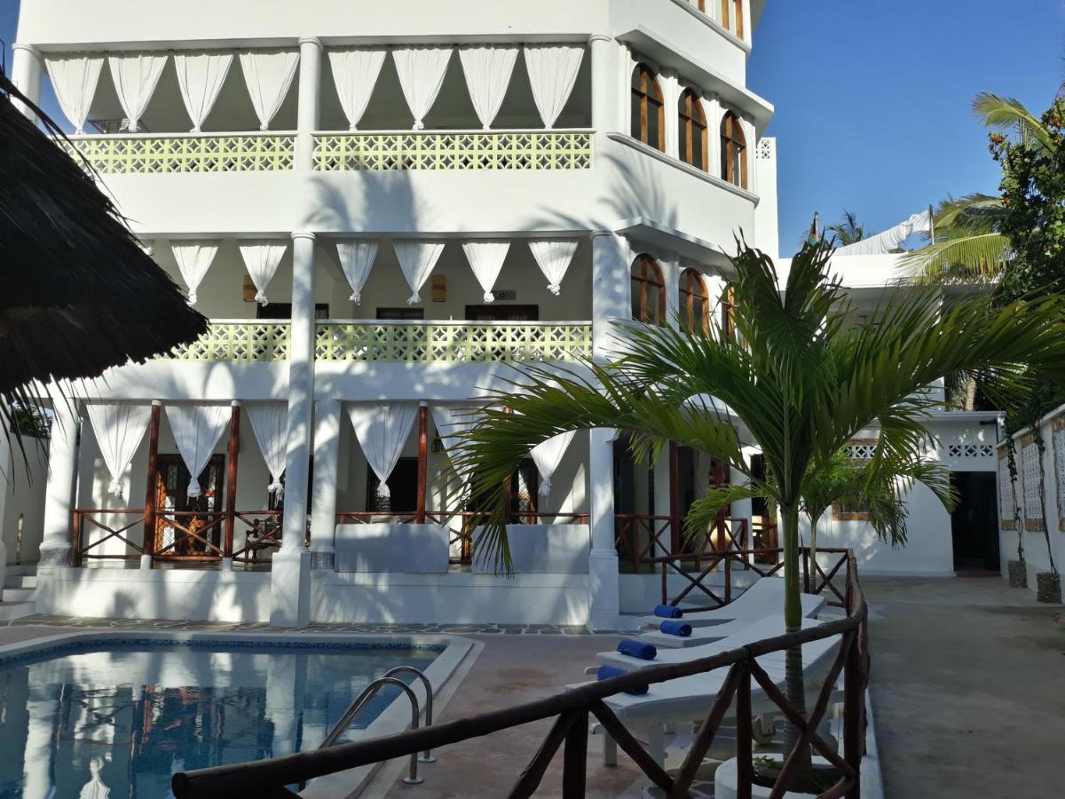 Watamu Solana Apartments Luaran gambar