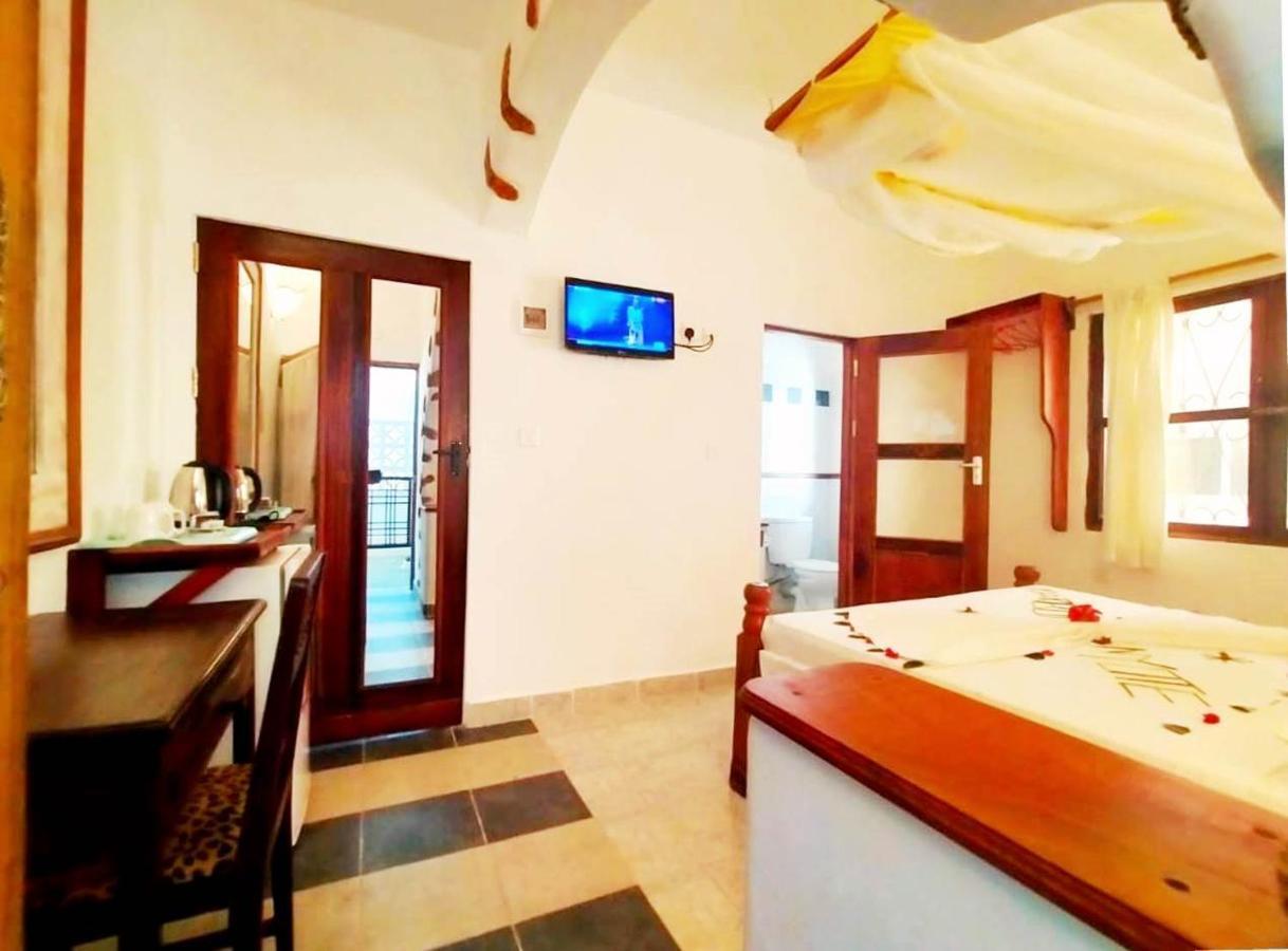 Watamu Solana Apartments Luaran gambar