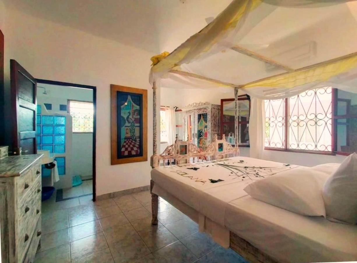 Watamu Solana Apartments Luaran gambar
